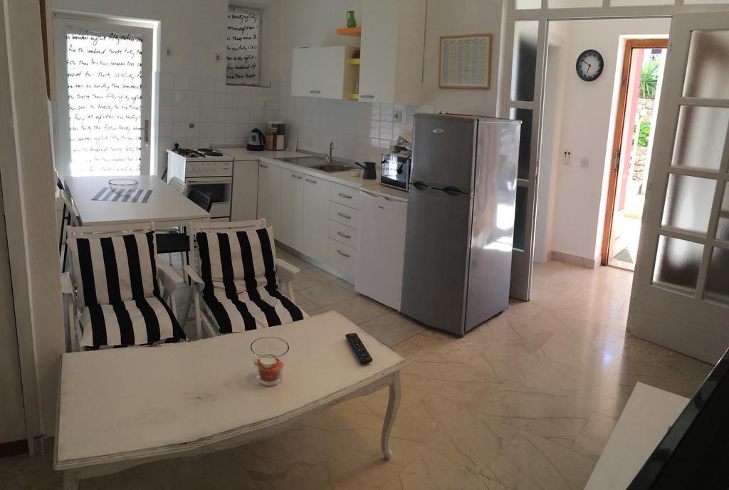 Apartments Villa Karme Brela Exterior photo
